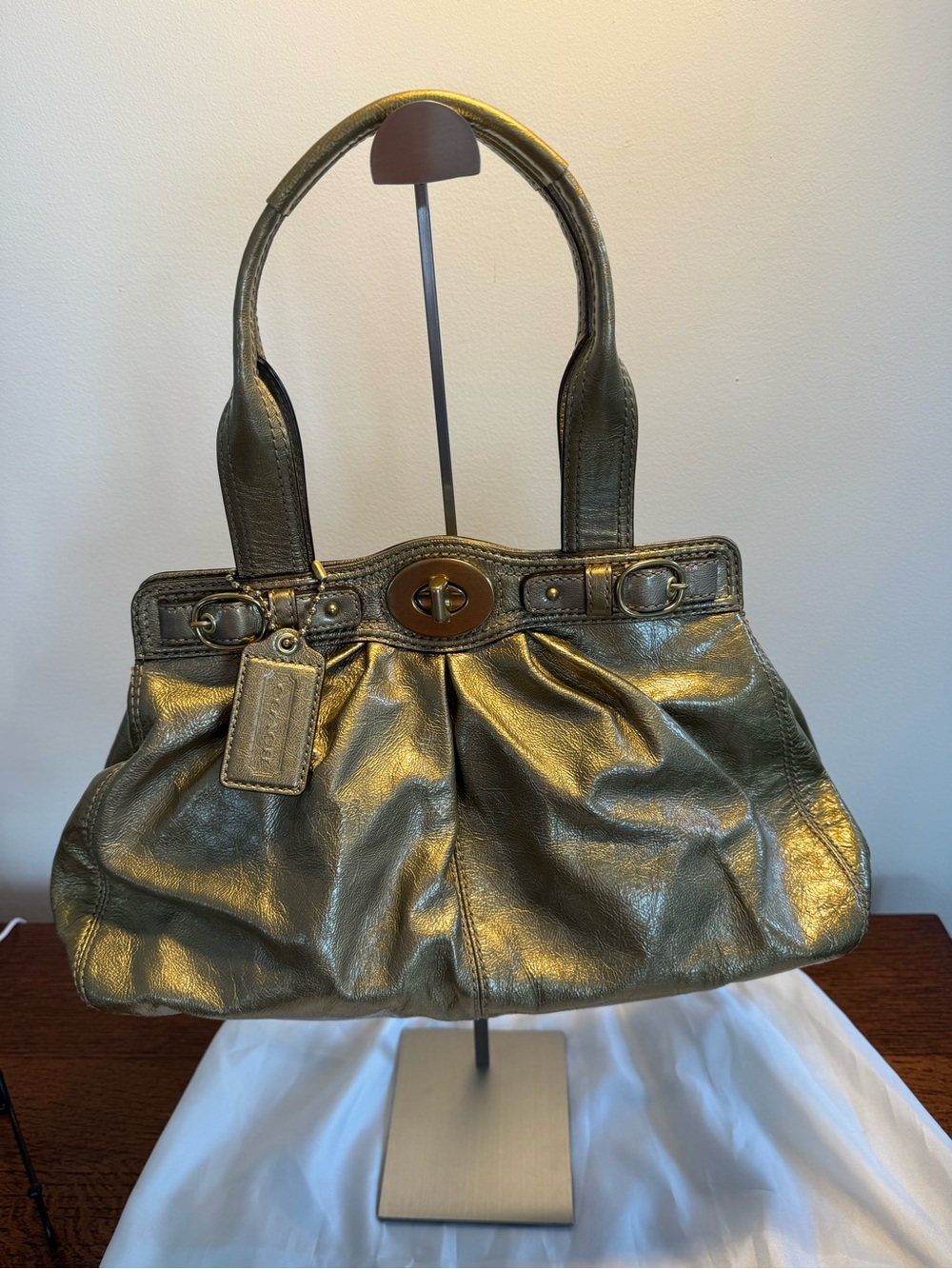 Coach Garnet Metallic Gold Leather Turnlock Satchel - Like New - Picture 2 of 16